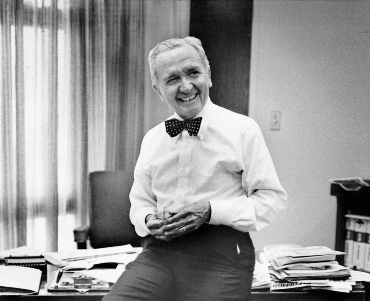 Jeff Bezos Should Donate the Washington Post to a&nbsp;Charity